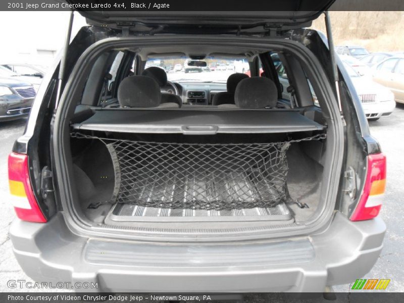  2001 Grand Cherokee Laredo 4x4 Trunk