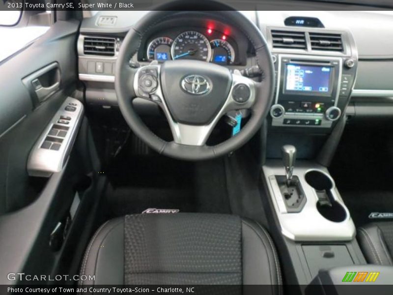 Super White / Black 2013 Toyota Camry SE