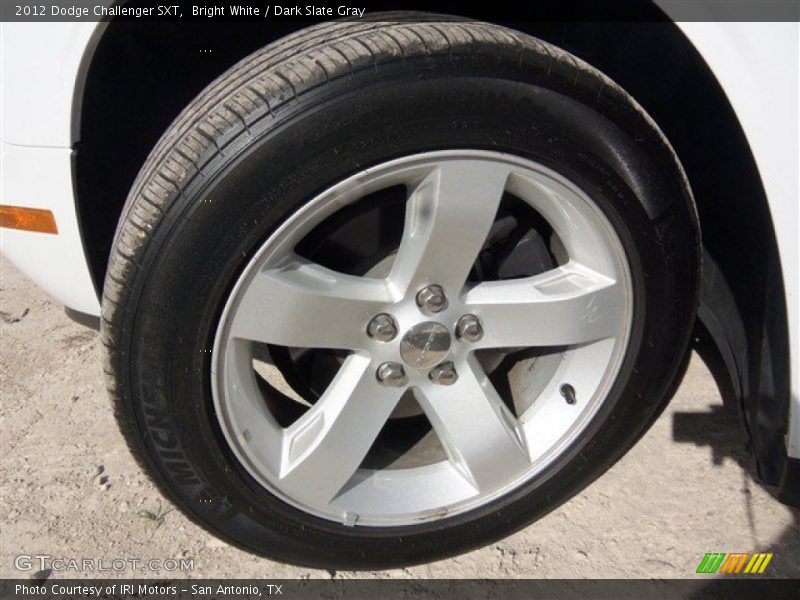 Bright White / Dark Slate Gray 2012 Dodge Challenger SXT