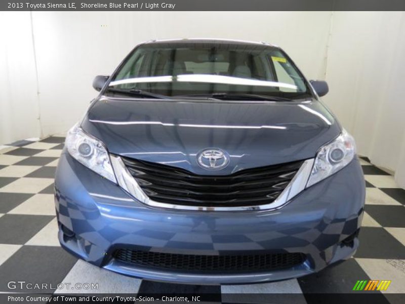Shoreline Blue Pearl / Light Gray 2013 Toyota Sienna LE