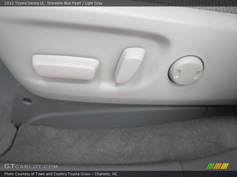Shoreline Blue Pearl / Light Gray 2013 Toyota Sienna LE