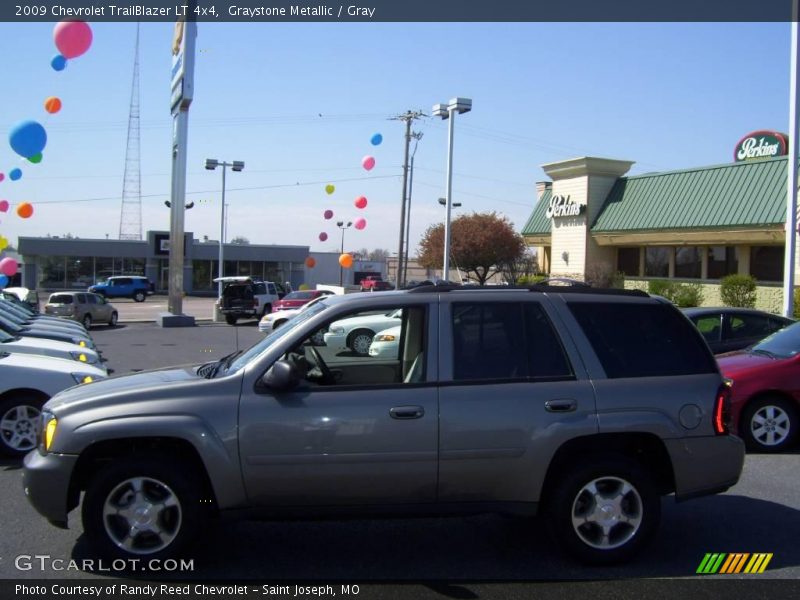 Graystone Metallic / Gray 2009 Chevrolet TrailBlazer LT 4x4