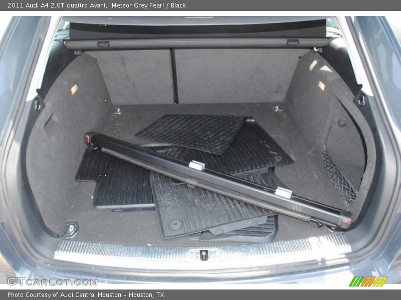  2011 A4 2.0T quattro Avant Trunk