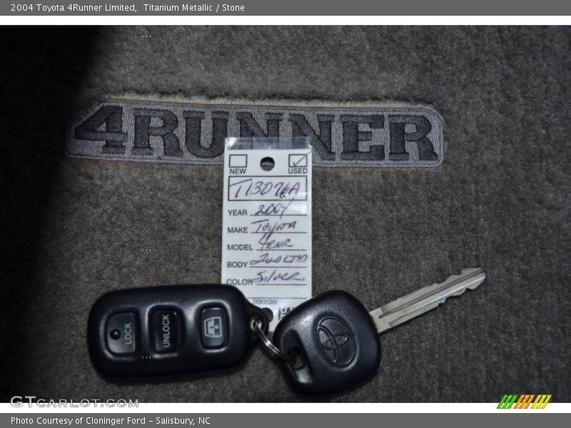 Titanium Metallic / Stone 2004 Toyota 4Runner Limited