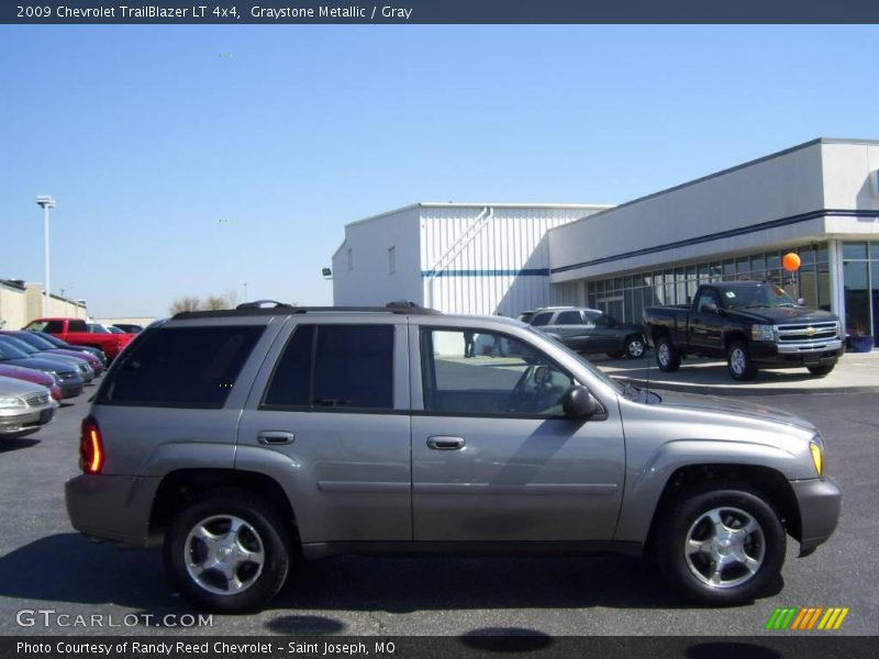 Graystone Metallic / Gray 2009 Chevrolet TrailBlazer LT 4x4