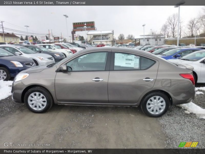  2013 Versa 1.6 SV Sedan Titanium