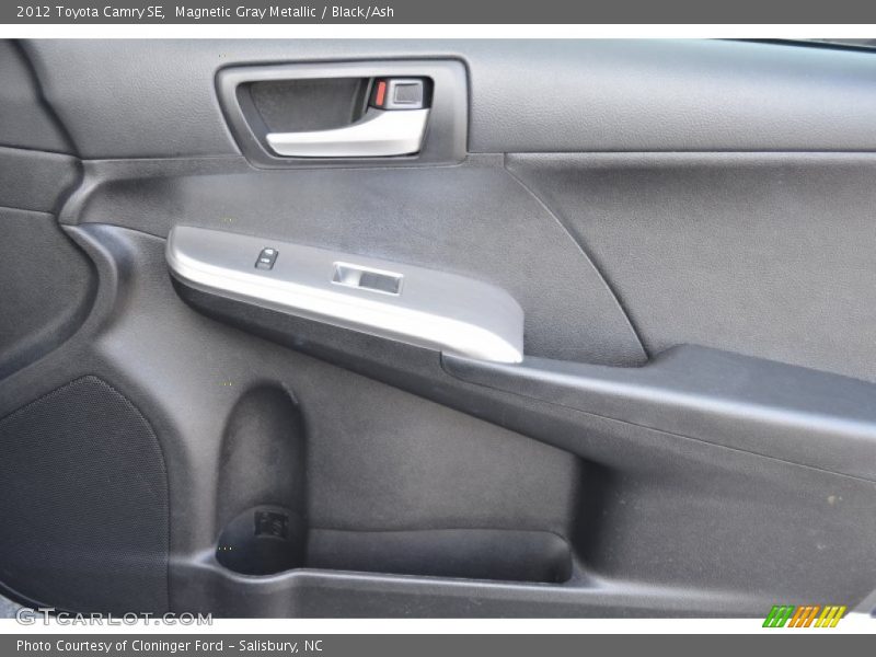 Magnetic Gray Metallic / Black/Ash 2012 Toyota Camry SE