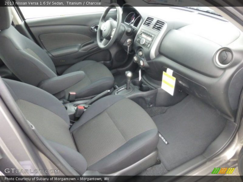  2013 Versa 1.6 SV Sedan Charcoal Interior