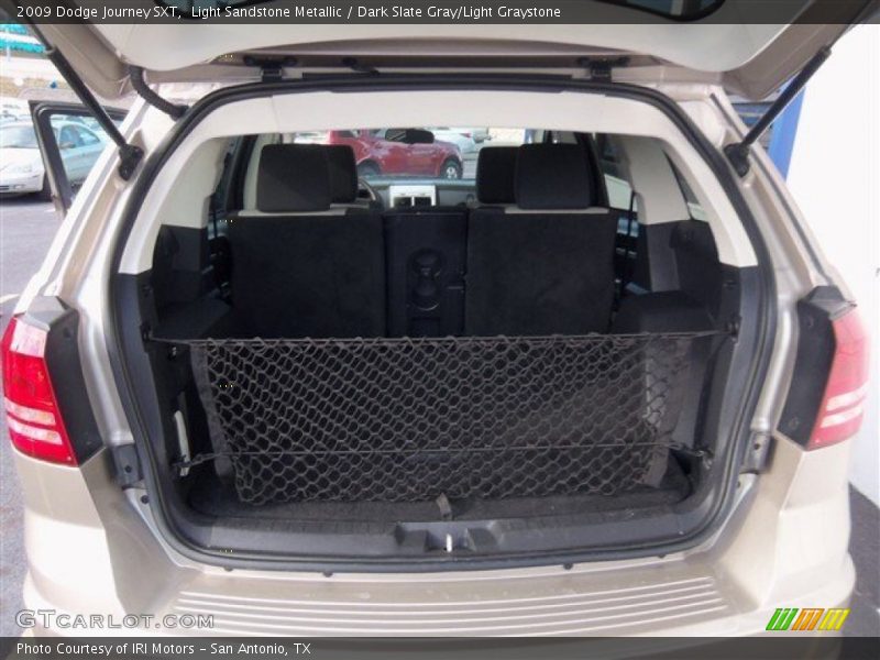 Light Sandstone Metallic / Dark Slate Gray/Light Graystone 2009 Dodge Journey SXT