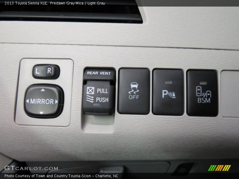 Predawn Gray Mica / Light Gray 2013 Toyota Sienna XLE