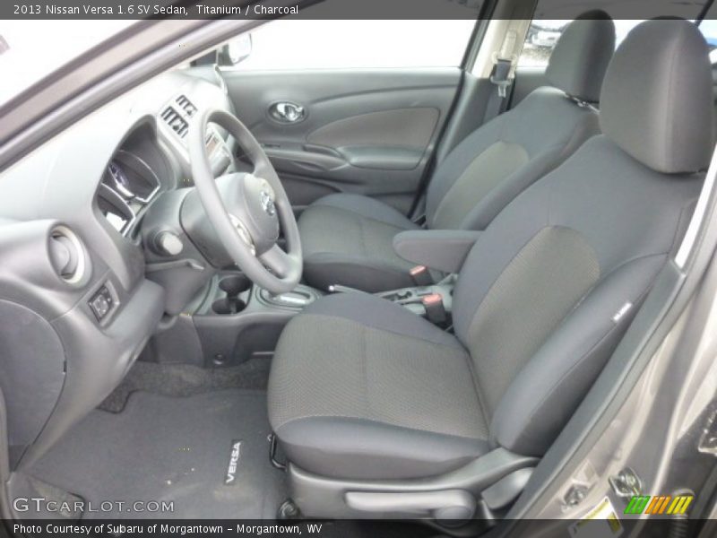  2013 Versa 1.6 SV Sedan Charcoal Interior
