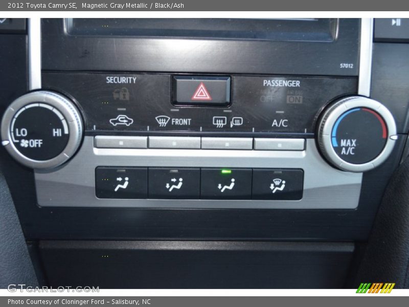 Magnetic Gray Metallic / Black/Ash 2012 Toyota Camry SE