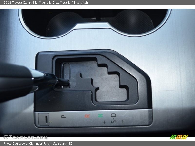 Magnetic Gray Metallic / Black/Ash 2012 Toyota Camry SE
