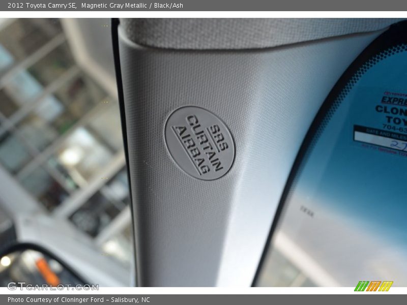 Magnetic Gray Metallic / Black/Ash 2012 Toyota Camry SE