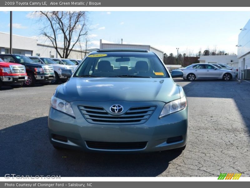 Aloe Green Metallic / Bisque 2009 Toyota Camry LE