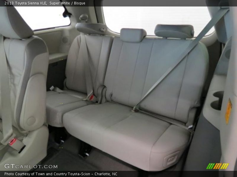 Super White / Bisque 2013 Toyota Sienna XLE
