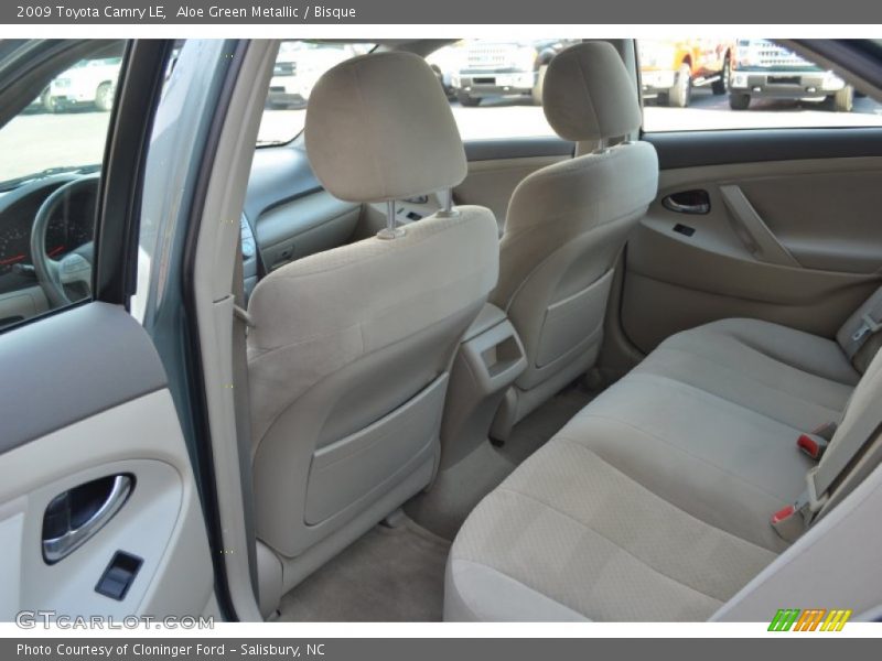 Aloe Green Metallic / Bisque 2009 Toyota Camry LE