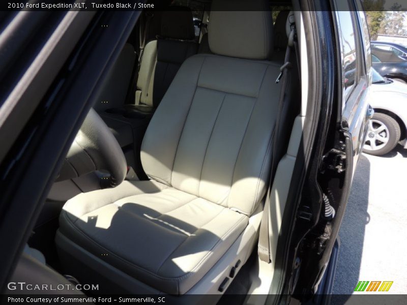 Tuxedo Black / Stone 2010 Ford Expedition XLT