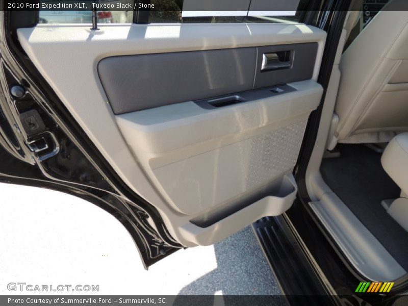 Tuxedo Black / Stone 2010 Ford Expedition XLT