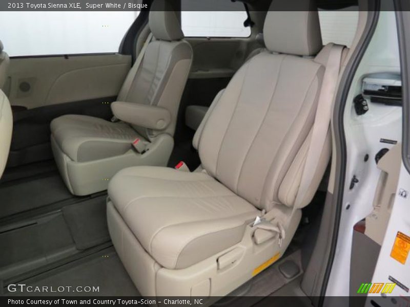 Super White / Bisque 2013 Toyota Sienna XLE