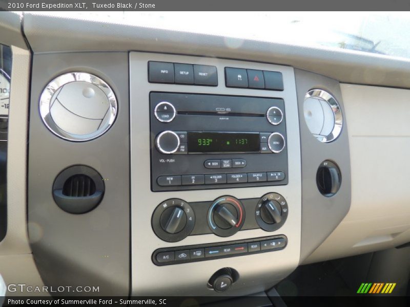 Tuxedo Black / Stone 2010 Ford Expedition XLT