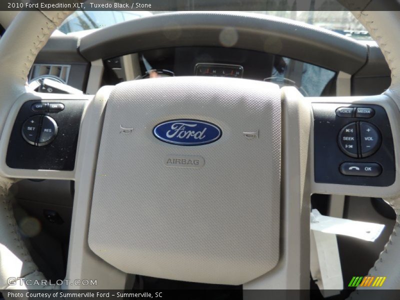 Tuxedo Black / Stone 2010 Ford Expedition XLT
