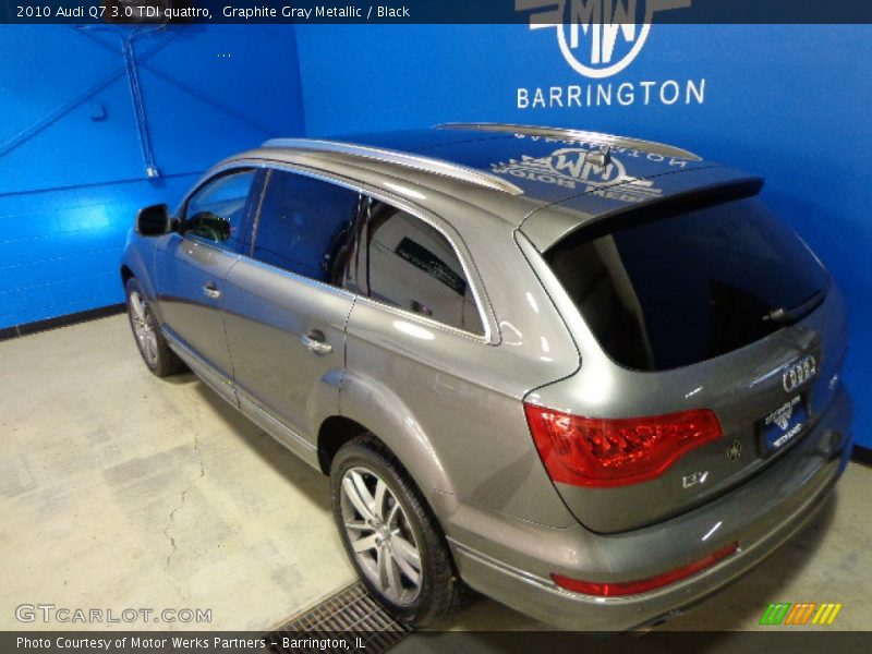 Graphite Gray Metallic / Black 2010 Audi Q7 3.0 TDI quattro