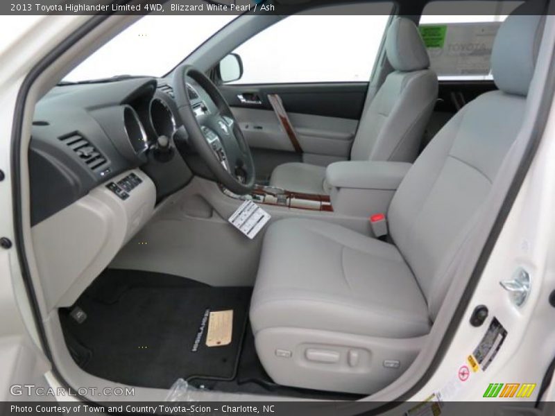 Blizzard White Pearl / Ash 2013 Toyota Highlander Limited 4WD