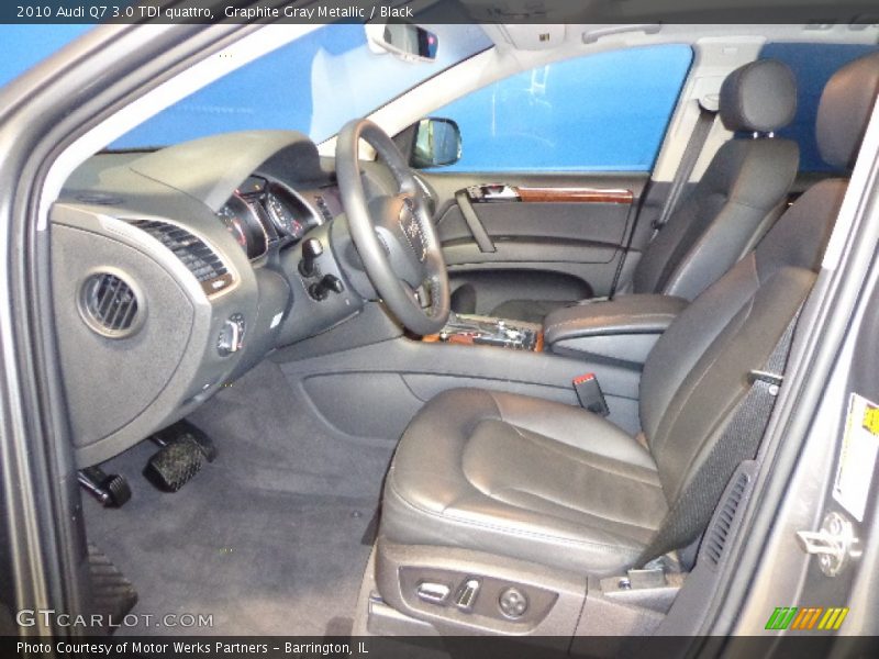 Graphite Gray Metallic / Black 2010 Audi Q7 3.0 TDI quattro