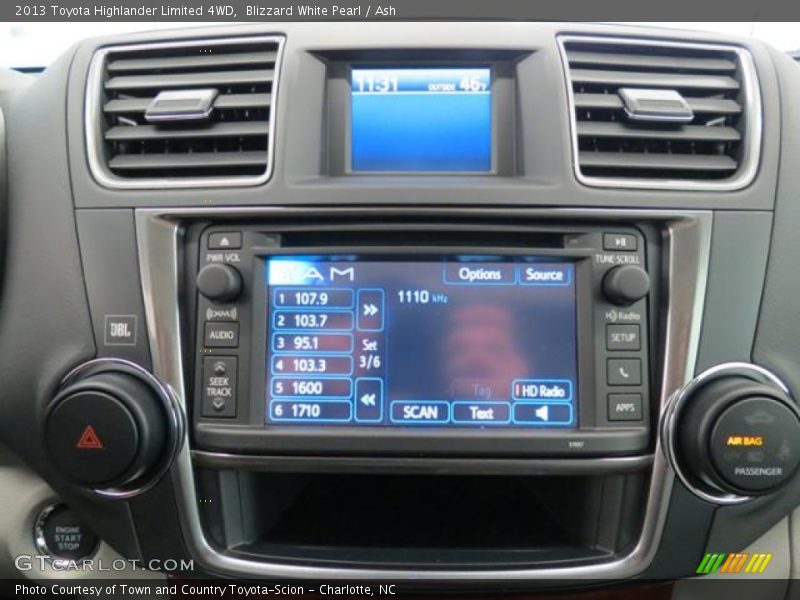Blizzard White Pearl / Ash 2013 Toyota Highlander Limited 4WD