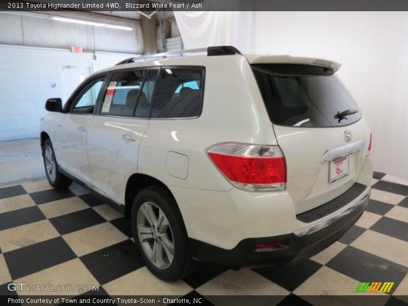 Blizzard White Pearl / Ash 2013 Toyota Highlander Limited 4WD