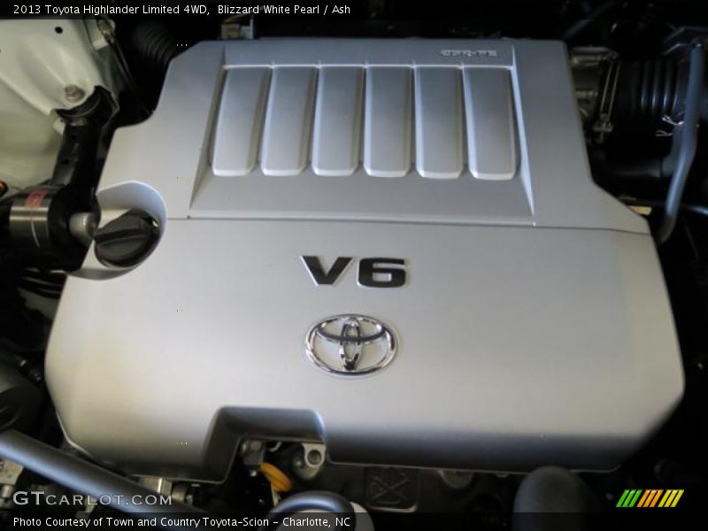 Blizzard White Pearl / Ash 2013 Toyota Highlander Limited 4WD