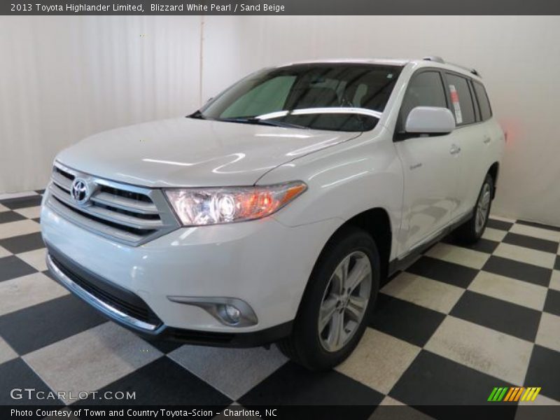 Blizzard White Pearl / Sand Beige 2013 Toyota Highlander Limited