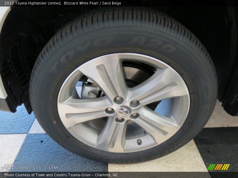 Blizzard White Pearl / Sand Beige 2013 Toyota Highlander Limited