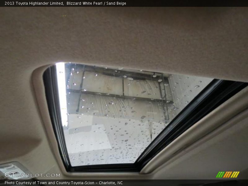 Blizzard White Pearl / Sand Beige 2013 Toyota Highlander Limited