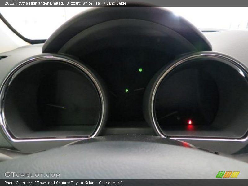 Blizzard White Pearl / Sand Beige 2013 Toyota Highlander Limited