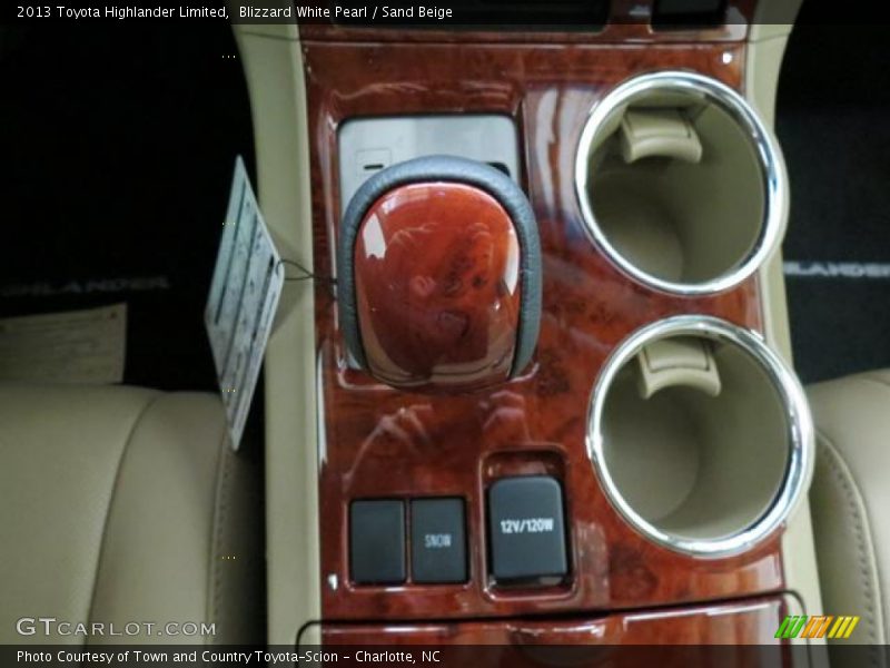 Blizzard White Pearl / Sand Beige 2013 Toyota Highlander Limited