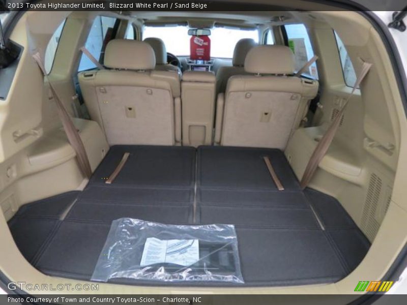 Blizzard White Pearl / Sand Beige 2013 Toyota Highlander Limited