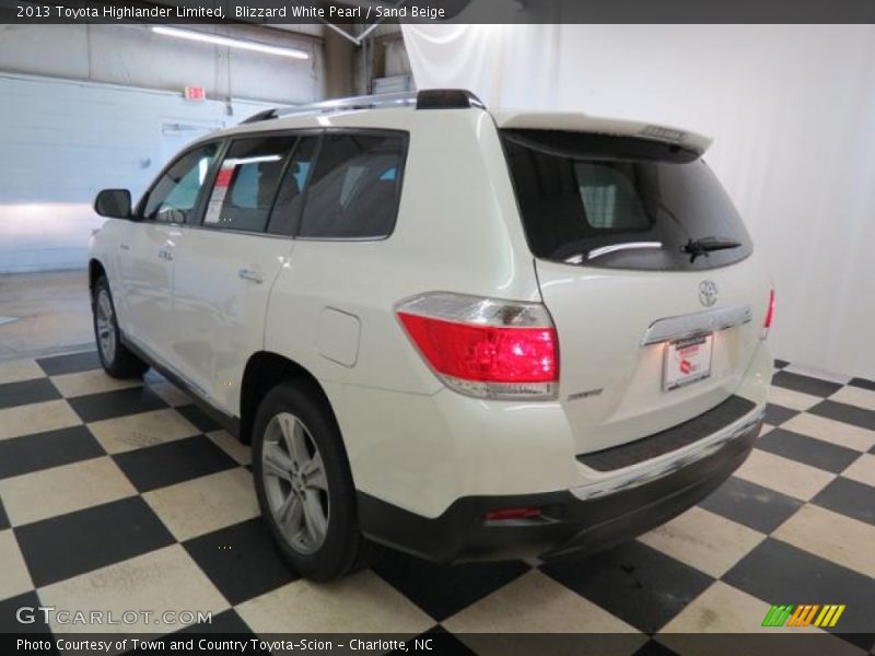 Blizzard White Pearl / Sand Beige 2013 Toyota Highlander Limited