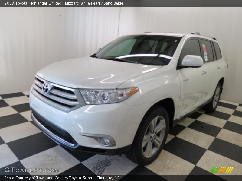Blizzard White Pearl / Sand Beige 2013 Toyota Highlander Limited
