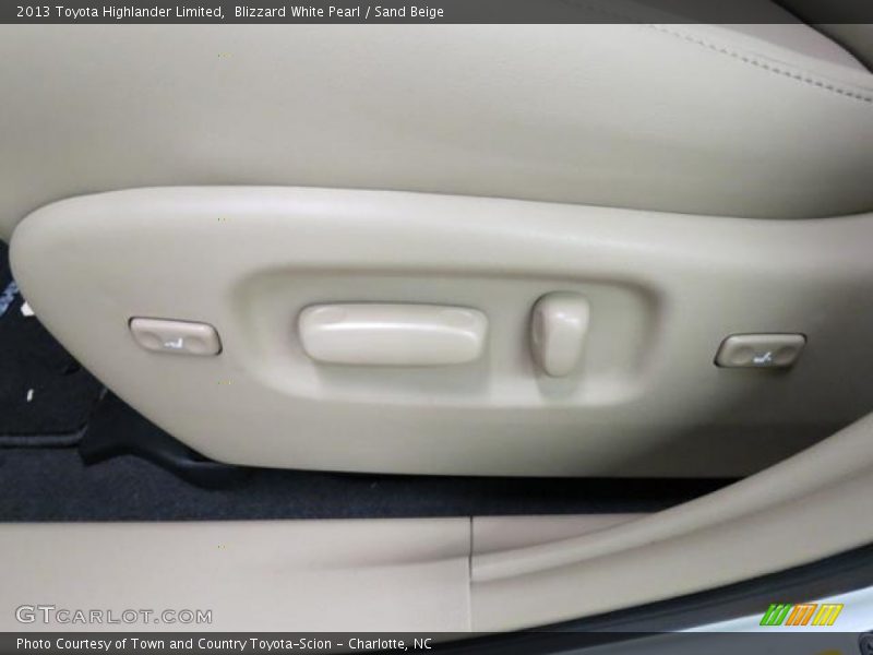 Blizzard White Pearl / Sand Beige 2013 Toyota Highlander Limited