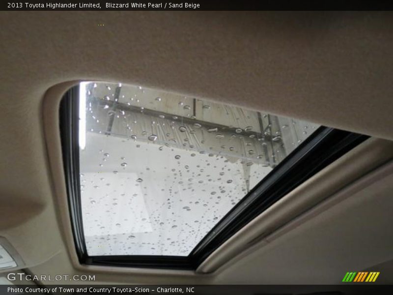 Blizzard White Pearl / Sand Beige 2013 Toyota Highlander Limited
