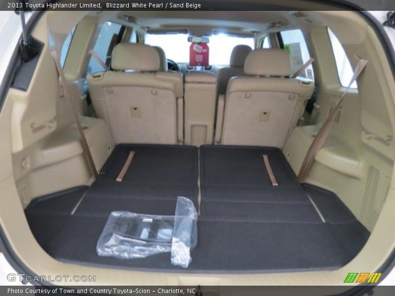 Blizzard White Pearl / Sand Beige 2013 Toyota Highlander Limited