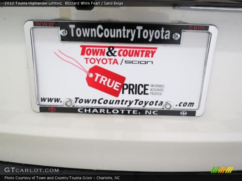Blizzard White Pearl / Sand Beige 2013 Toyota Highlander Limited