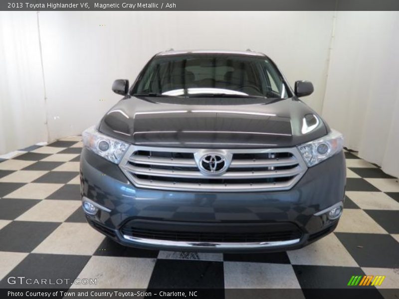 Magnetic Gray Metallic / Ash 2013 Toyota Highlander V6