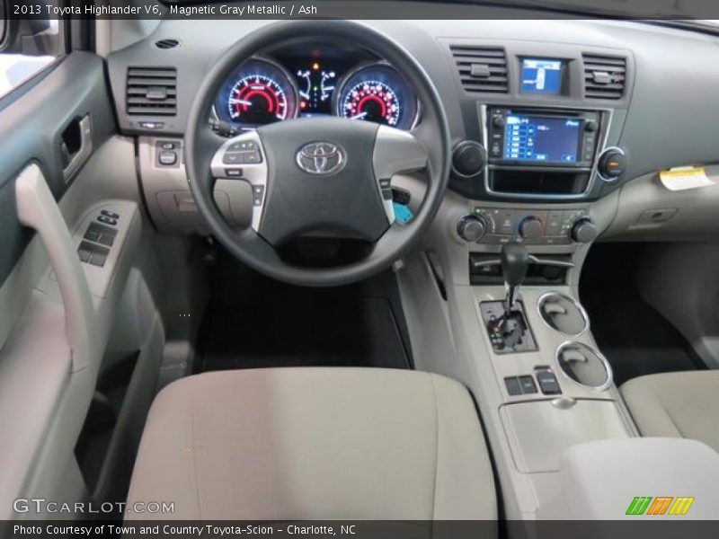 Magnetic Gray Metallic / Ash 2013 Toyota Highlander V6