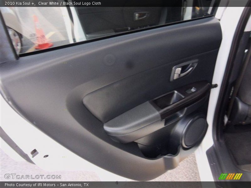Clear White / Black Soul Logo Cloth 2010 Kia Soul +