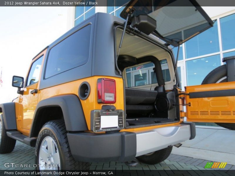 Dozer Yellow / Black 2012 Jeep Wrangler Sahara 4x4