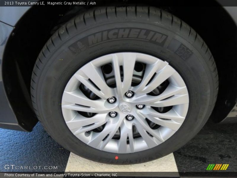 Magnetic Gray Metallic / Ash 2013 Toyota Camry LE