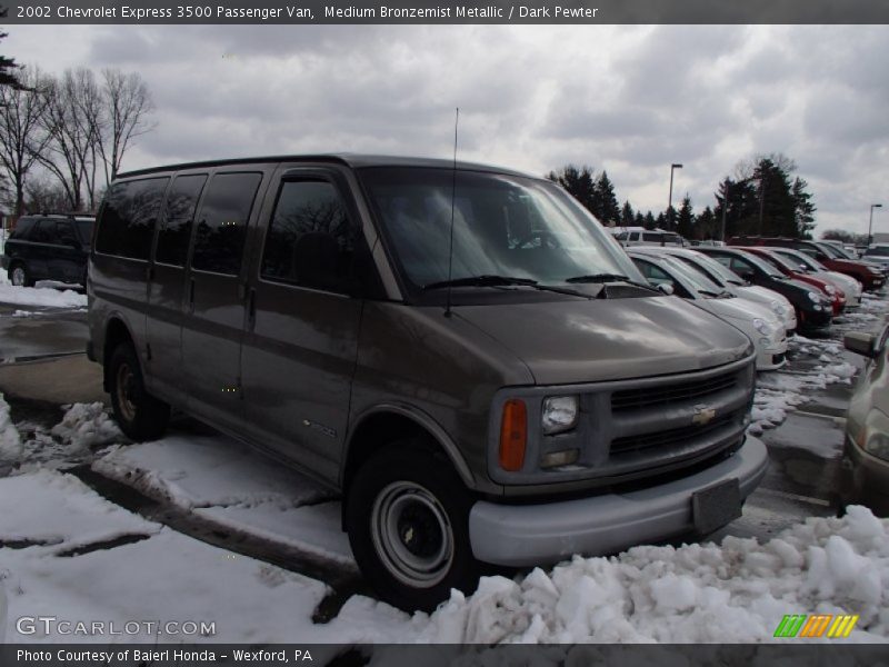 Medium Bronzemist Metallic / Dark Pewter 2002 Chevrolet Express 3500 Passenger Van